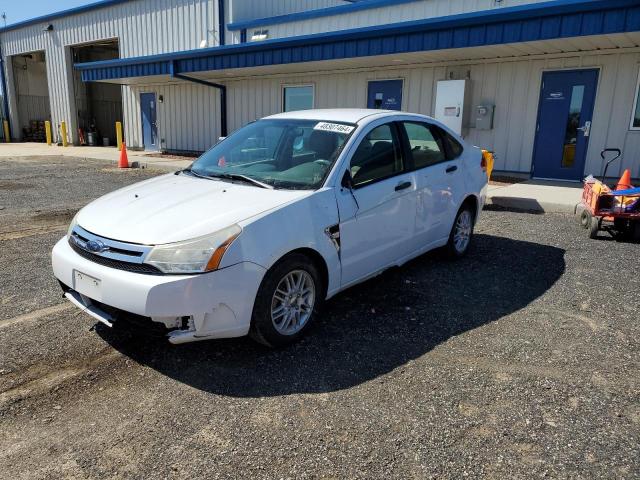 1FAHP35N98W218831 - 2008 FORD FOCUS SE WHITE photo 1