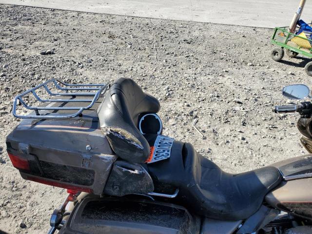 1HD1FCW174Y617079 - 2004 HARLEY-DAVIDSON FLHTCUI 金色 照片 6