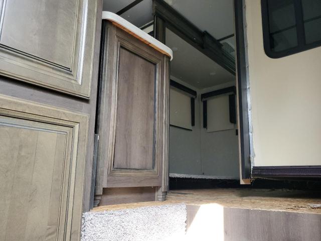 4YDF37624K4703273 - 2019 KEYSTONE MONTANA 双色 照片 6