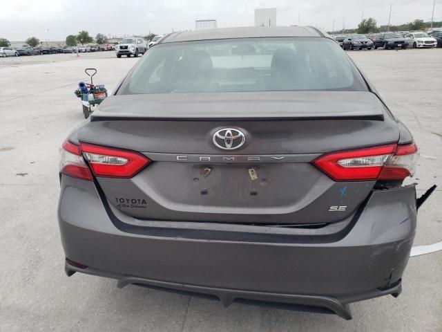 4T1B11HKXJU670632 - 2018 TOYOTA CAMRY L GRAY photo 6