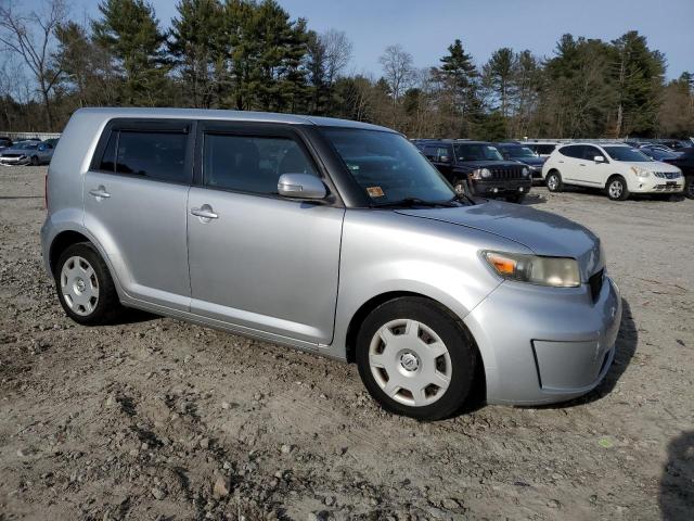 JTLZE4FE3A1108776 - 2010 TOYOTA SCION XB SILVER photo 4