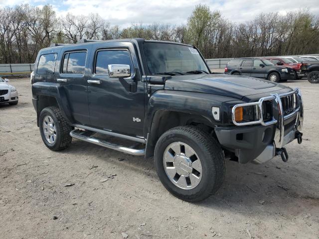 5GTEN13E198142854 - 2009 HUMMER H3 BLACK photo 4