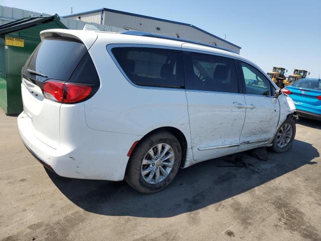 2C4RC1EG1JR154234 - 2018 CHRYSLER PACIFICA TOURING L PLUS WHITE photo 3