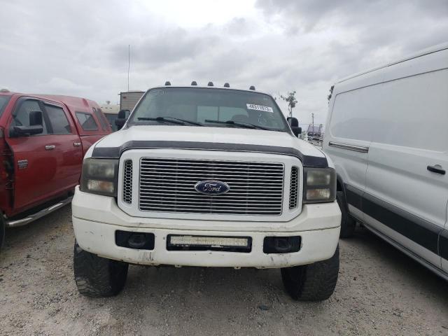 1FTWW31P36ED54273 - 2006 FORD F350 SRW SUPER DUTY WHITE photo 5