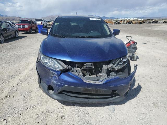 JN1BJ1CP7JW154937 - 2018 NISSAN ROGUE S BLUE photo 5