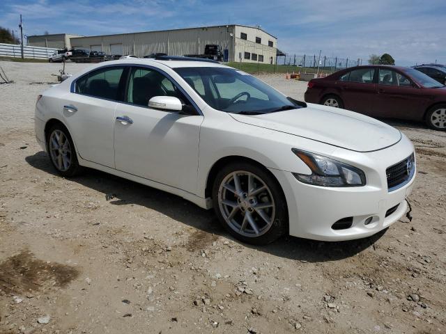 1N4AA5AP5BC815361 - 2011 NISSAN MAXIMA S WHITE photo 4