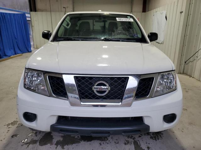 1N6AD0EV3JN737823 - 2018 NISSAN FRONTIER S WHITE photo 5