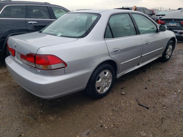 1HGCG16562A081134 - 2002 HONDA ACCORD EX SILVER photo 3