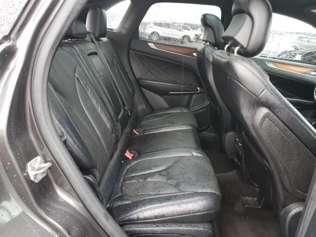 5LMCJ3C91HUL12136 - 2017 LINCOLN MKC RESERVE ნაცრისფერი ფოტო 11