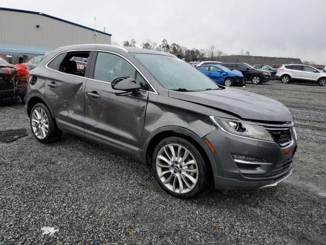 5LMCJ3C91HUL12136 - 2017 LINCOLN MKC RESERVE ნაცრისფერი ფოტო 4