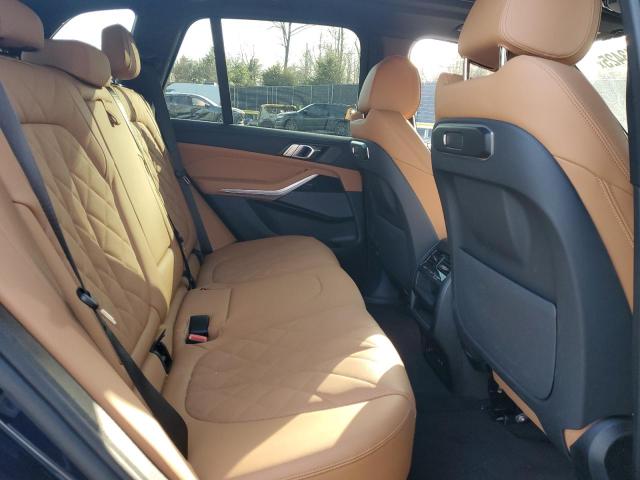 5UX43EU09S9Y75302 - 2025 BMW X5 XDRIVE50E BLUE photo 11