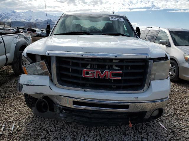 1GTHK39K38E177241 - 2008 GMC SIERRA K3500 WHITE photo 5