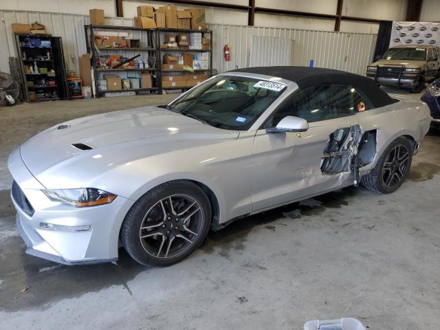 1FATP8UH5J5142619 - 2018 FORD MUSTANG SILVER photo 1