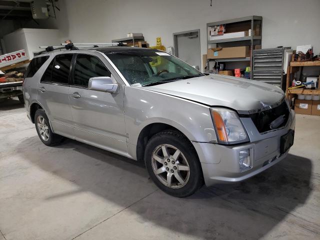 1GYEE637X60143396 - 2006 CADILLAC SRX SILVER photo 4