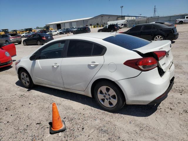 3KPFK4A77HE078432 - 2017 KIA FORTE LX WHITE photo 2