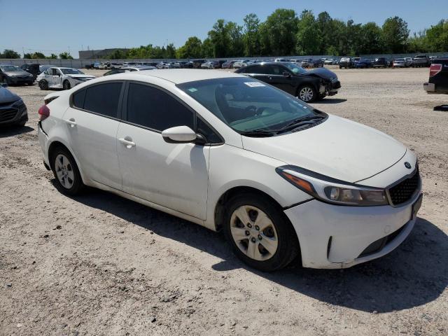 3KPFK4A77HE078432 - 2017 KIA FORTE LX WHITE photo 4