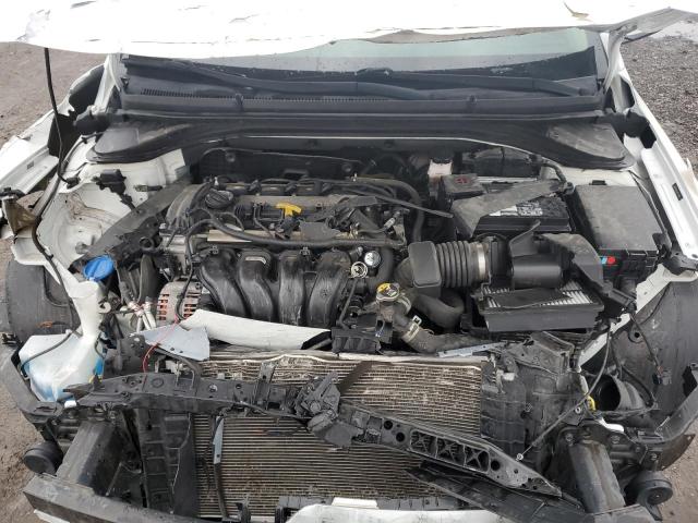 5NPD84LF6JH213069 - 2018 HYUNDAI ELANTRA SEL WHITE photo 11