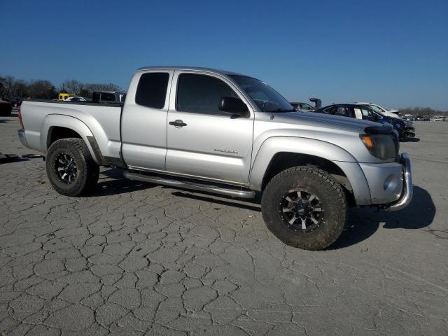 5TETU62N27Z373595 - 2007 TOYOTA TACOMA PRERUNNER ACCESS CAB SILVER photo 4