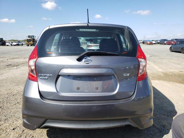 3N1CE2CP6JL352087 - 2018 NISSAN VERSA NOTE S GRAY photo 6