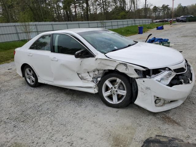 4T1BF1FK9EU426612 - 2014 TOYOTA CAMRY L WHITE photo 4