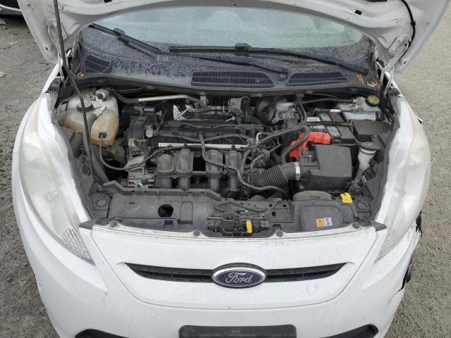 3FADP4TJXDM165538 - 2013 FORD FIESTA S WHITE photo 11