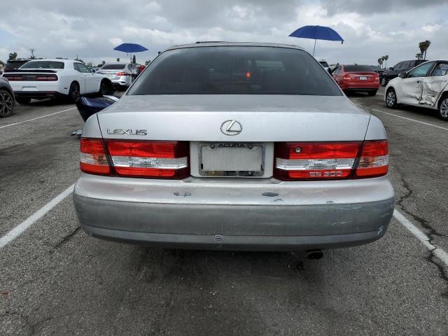 JT8BF28G410330633 - 2001 LEXUS ES 300 GRAY photo 6