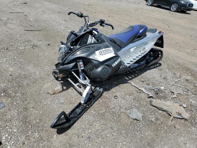 JYE8HL004BA011538 - 2011 YAMAHA SNOWMOBILE TWO TONE photo 2