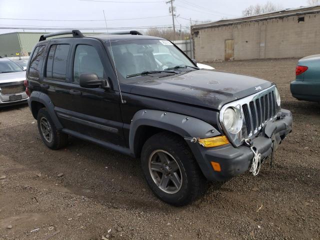 1J4GL38K55W501123 - 2005 JEEP LIBERTY RENEGADE BLACK photo 4