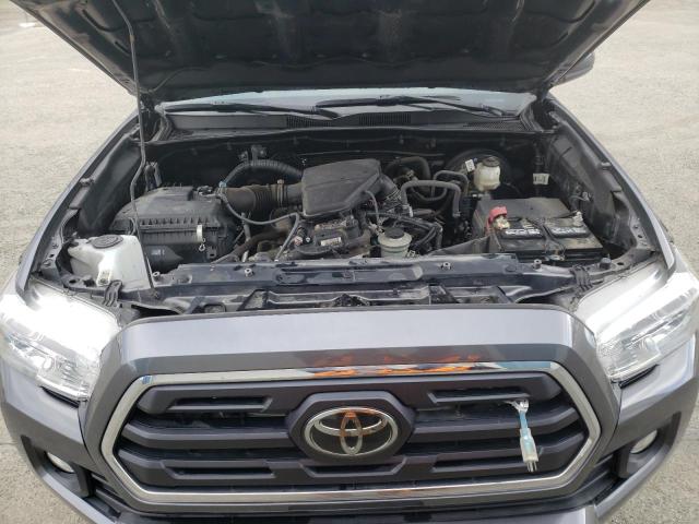 5TFSX5EN7JX060503 - 2018 TOYOTA TACOMA ACCESS CAB ნაცრისფერი ფოტო 11
