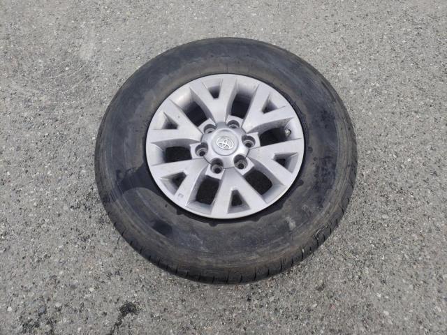 5TFSX5EN7JX060503 - 2018 TOYOTA TACOMA ACCESS CAB ნაცრისფერი ფოტო 12