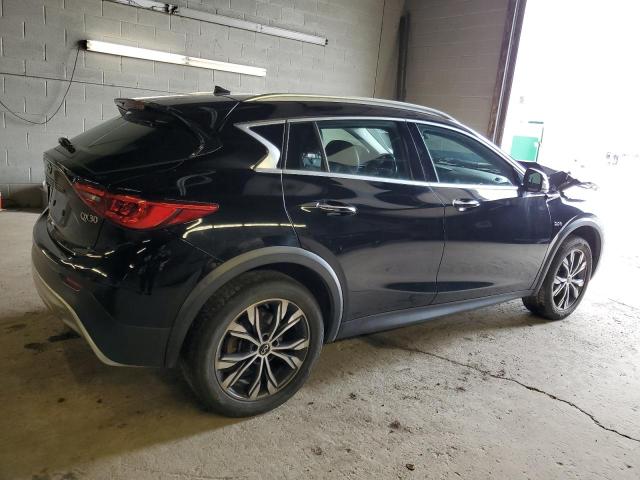 SJKCH5CRXJA047610 - 2018 INFINITI QX30 BASE 黑色 照片 3