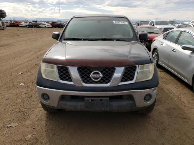 1N6AD07W07C401928 - 2007 NISSAN FRONTIER CREW CAB LE BLACK photo 5