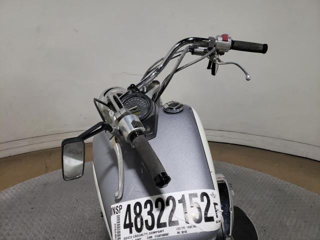 JH2RC50047M302168 - 2007 HONDA VT750 SILVER photo 7