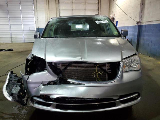 2C4RC1CG2GR199856 - 2016 CHRYSLER TOWN & COU TOURING L SILVER photo 5