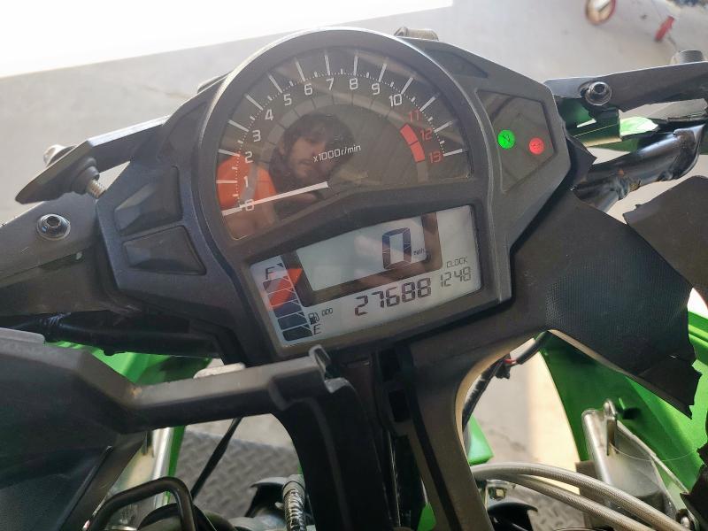 JKAEXEE16FDA18081 - 2015 KAWASAKI EX650 E 绿色 照片 7