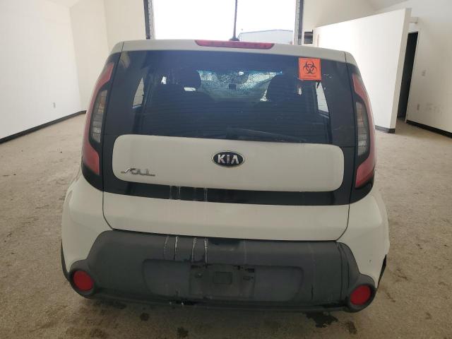 KNDJN2A21F7221656 - 2015 KIA SOUL WHITE photo 6