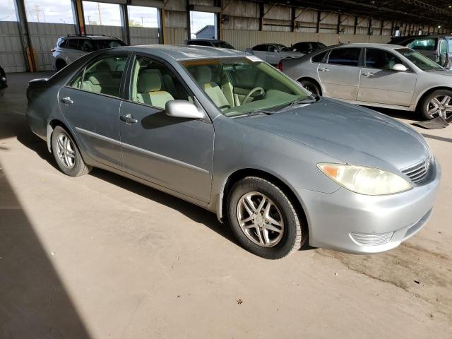 4T1BE32K55U605699 - 2005 TOYOTA CAMRY LE SILVER photo 4