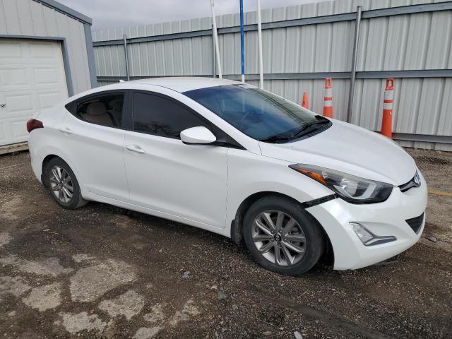 5NPDH4AE7EH510058 - 2014 HYUNDAI ELANTRA SE WHITE photo 4