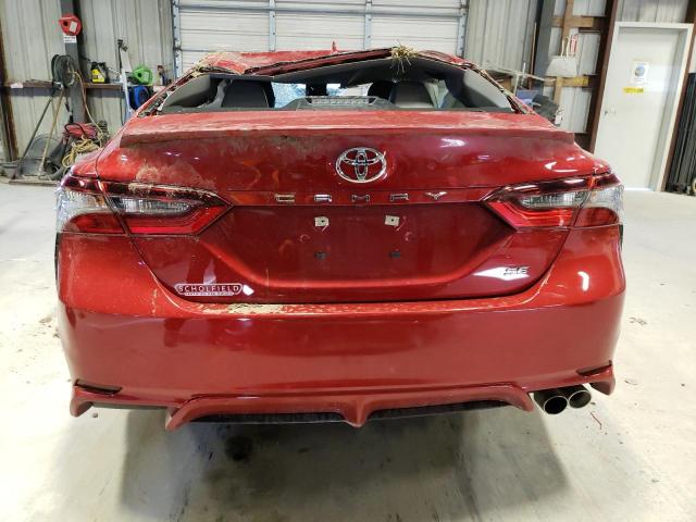 4T1G11AKXPU104012 - 2023 TOYOTA CAMRY SE NIGHT SHADE RED photo 6