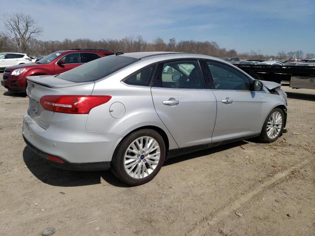 1FADP3J24JL236218 - 2018 FORD FOCUS TITANIUM SILVER photo 3