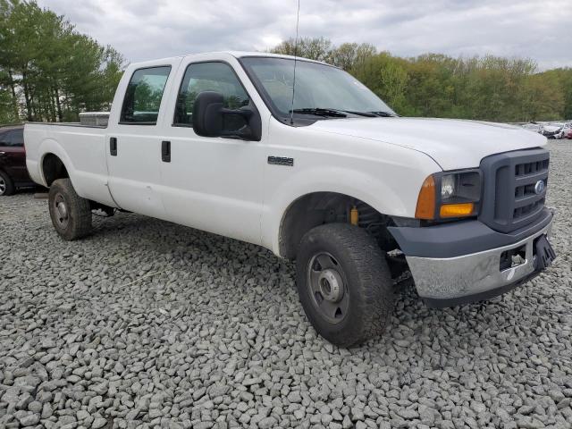 1FTWW31517EA47636 - 2007 FORD F350 SRW SUPER DUTY WHITE photo 4