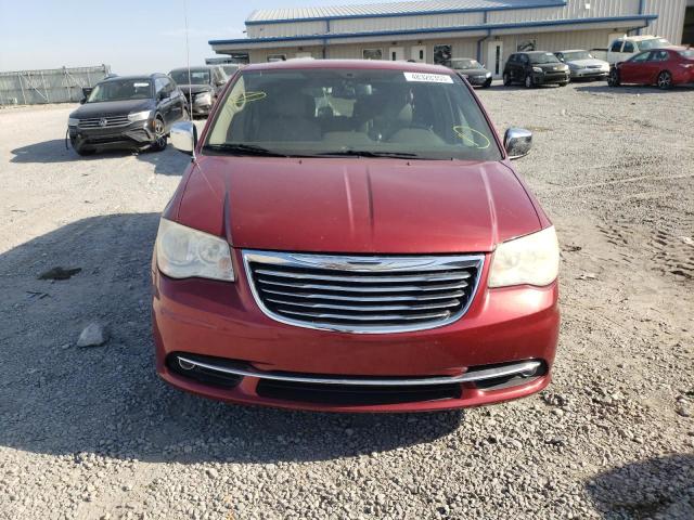 2C4RC1CG8DR621785 - 2013 CHRYSLER TOWN & COU TOURING L RED photo 5