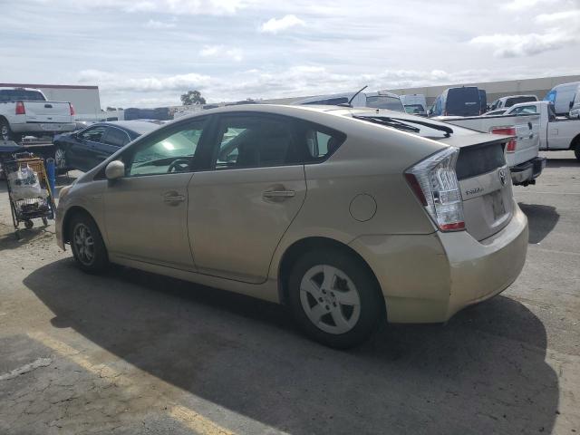 JTDKN3DU0B1384867 - 2011 TOYOTA PRIUS GOLD photo 2