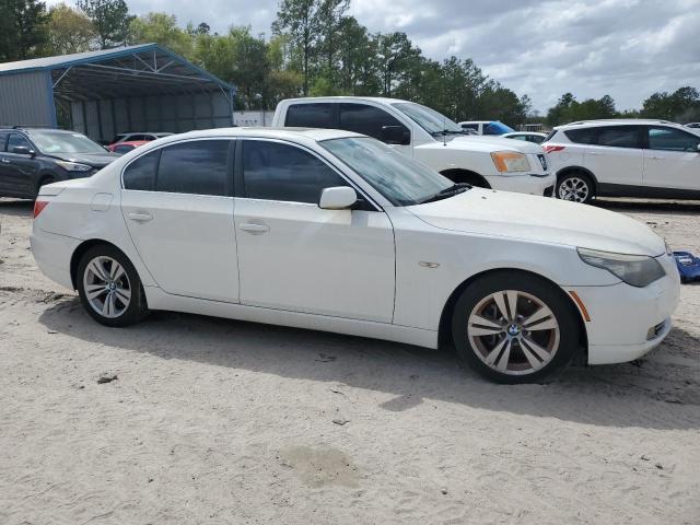 WBANU53519C117366 - 2009 BMW 528 I WHITE photo 4