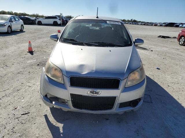 KL1TD66E49B306599 - 2009 CHEVROLET AVEO LS SILVER photo 5