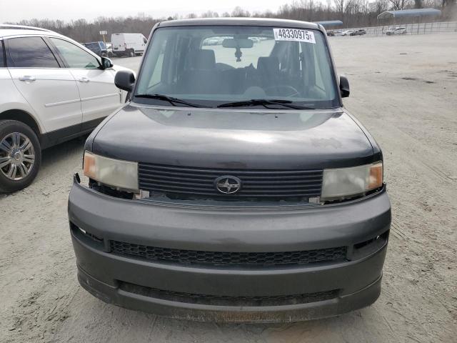JTLKT324064045317 - 2006 TOYOTA SCION XB GRAY photo 5
