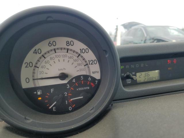 JTLKT324064045317 - 2006 TOYOTA SCION XB GRAY photo 9