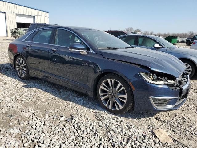 3LN6L5E94HR601344 - 2017 LINCOLN MKZ RESERVE BLUE photo 4