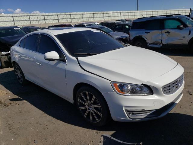 LYV402FK2GB108977 - 2016 VOLVO S60 PREMIER WHITE photo 4