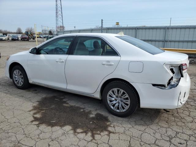 4T1BF1FKXCU551423 - 2012 TOYOTA CAMRY BASE WHITE photo 2